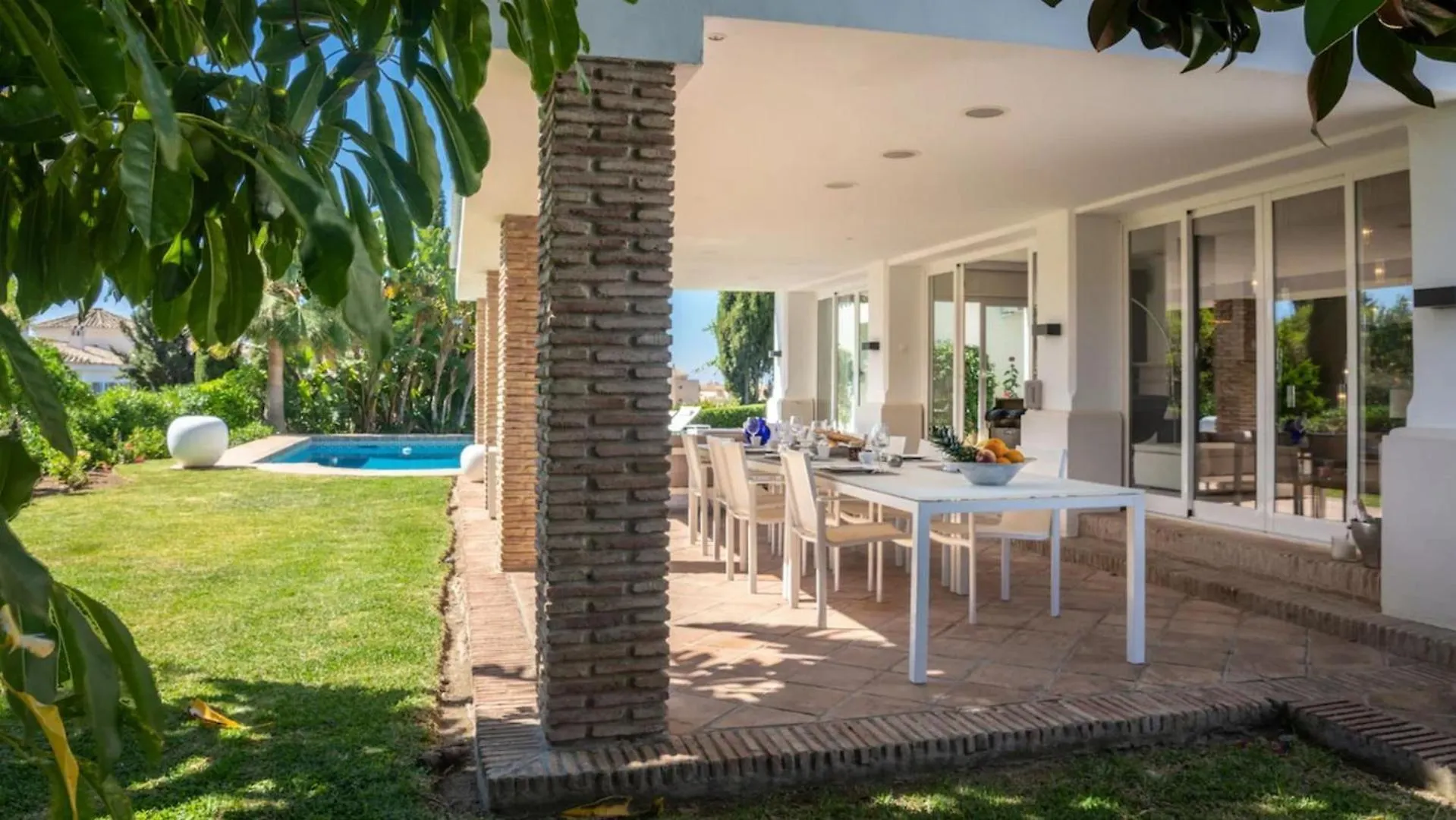 Maison De Vacances Luxueuse Saint-Tropez contacts